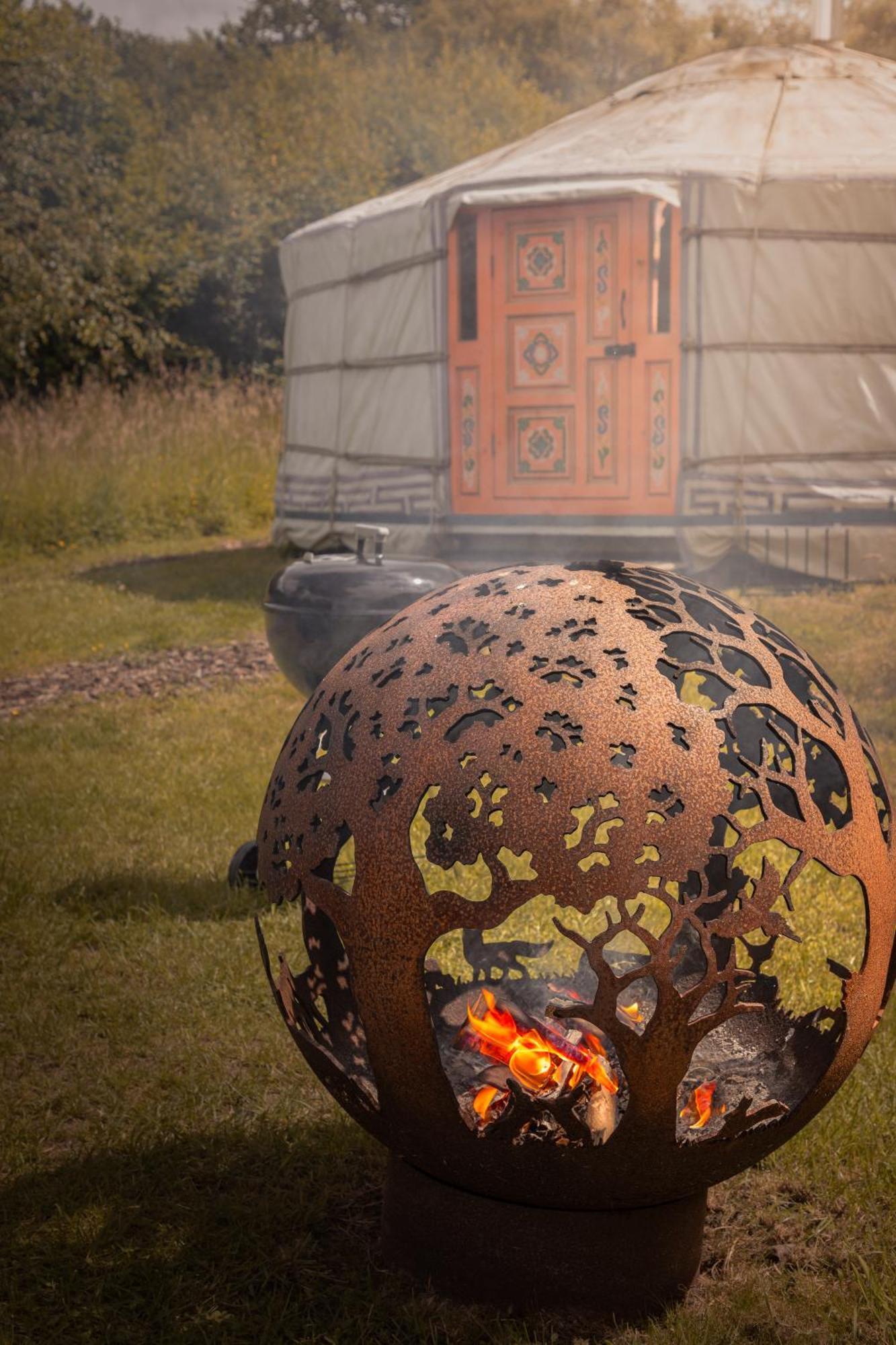 Hotel Gilfach Gower Farm Luxury Yurt With Hot Tub Ammanford Esterno foto